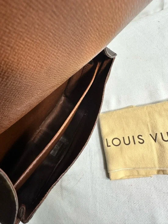 Louis Vuitton Crossbody Bag - Picture 8 of 10
